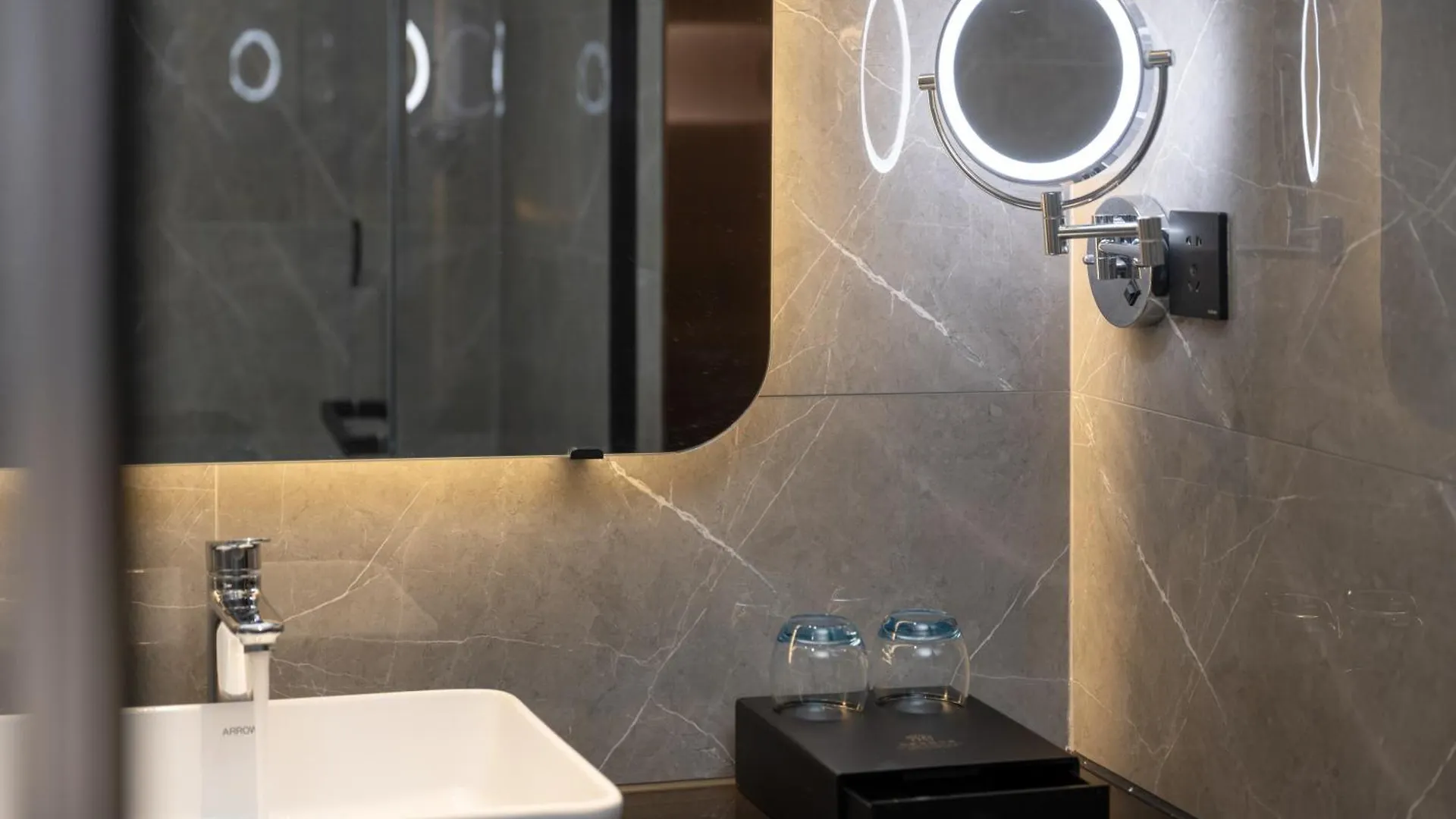 Poltton International Service Apartments - Zhuhai Gongbei Port Fuhuali